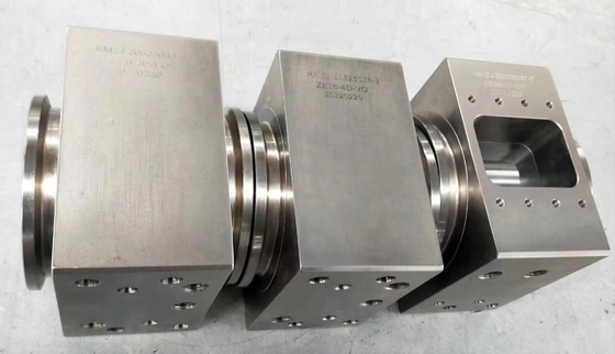 320 Extruder Machine Nitriding Screw Barrels For Petrochemical Factory